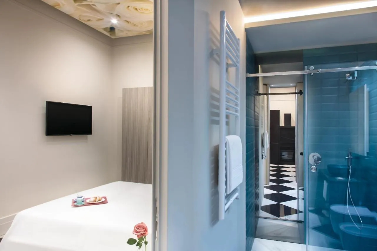 Apartament Lady Rose One Neapol