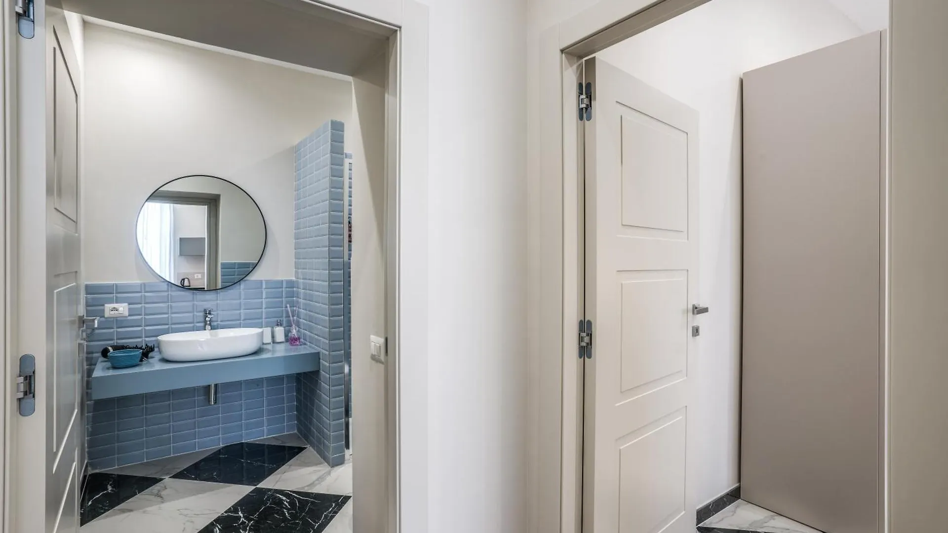 Apartament Lady Rose One Neapol